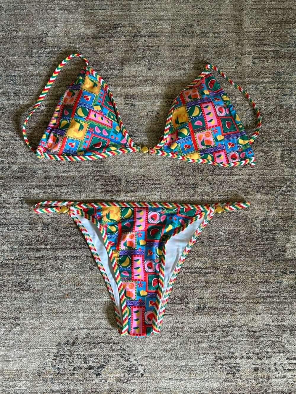 NWOT Fruit Print Triangle Bikini Set Size Large - Picture 2 of 11
